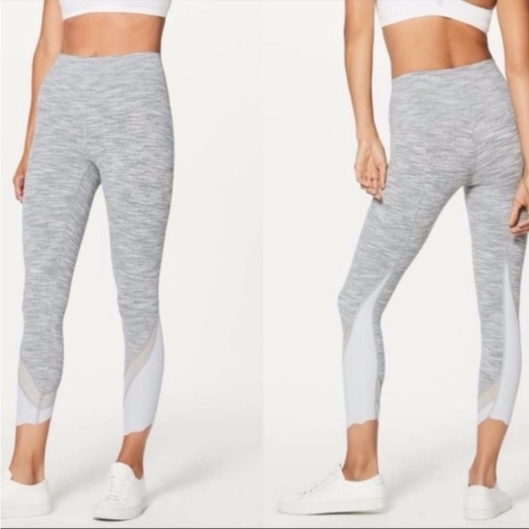 lululemon athletica Pants - Lululemon Wunder Under Scalloped Hem Cropped Leggings